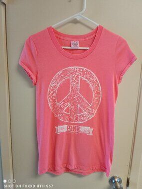 Women's Jrs Vintage Victoria's Secret Pink Coral Peace T-SHIRT large
